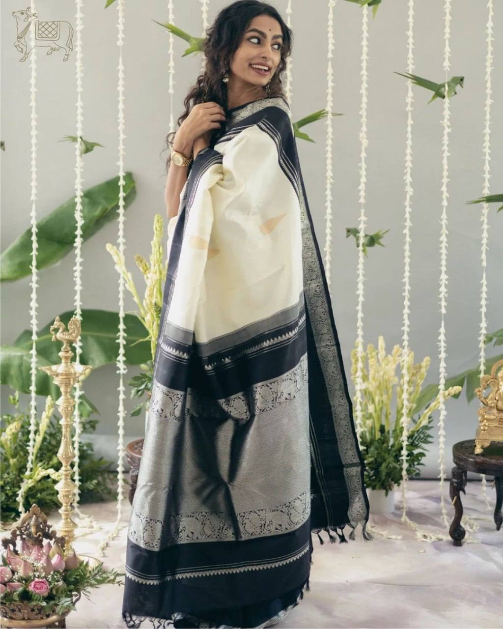 Royal Soft Lichi Silk Saree – Luxury Look