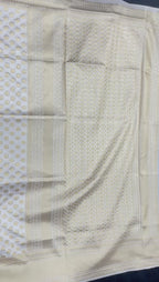 Royal Gold Soft Lichi Silk Saree – Elegant Jacquard Weaving