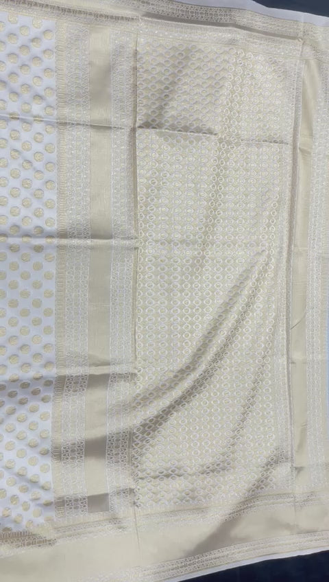 Royal Gold Soft Lichi Silk Saree – Elegant Jacquard Weaving