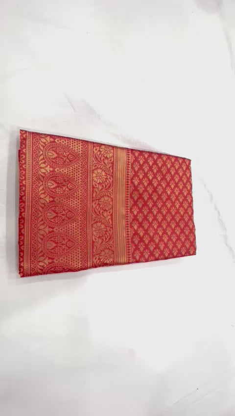 Royal Red Soft Lichi Silk Saree with Heavy Jacquard Pallu – Wedding Collection