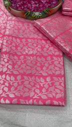 Elegant Pink Soft Lichi Silk Saree with Floral Jacquard & Rich Pallu