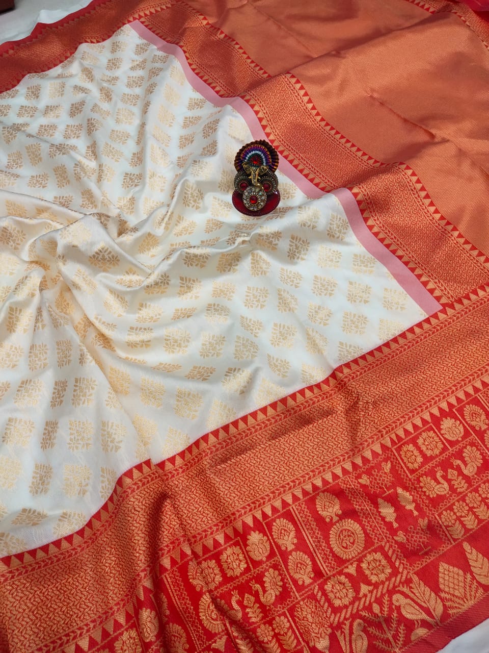 Royal Cream & Red Soft Lichi Silk Saree – Traditional Jacquard Festive Wear