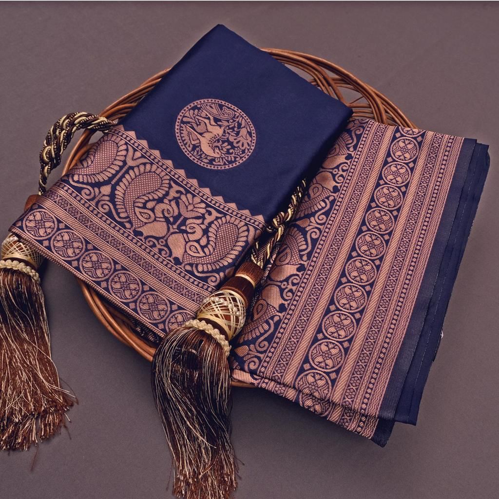 Royal Navy Blue Lichi Silk Saree with Heavy Jacquard Pallu – Premium Festive Wear