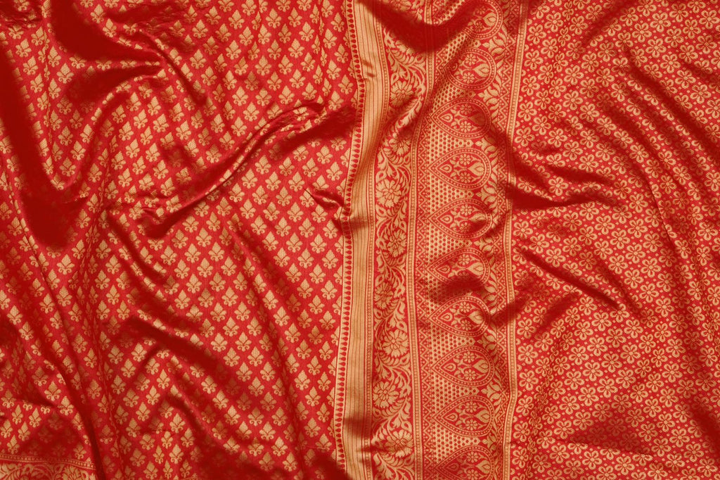 Royal Red Soft Lichi Silk Saree with Heavy Jacquard Pallu – Wedding Collection